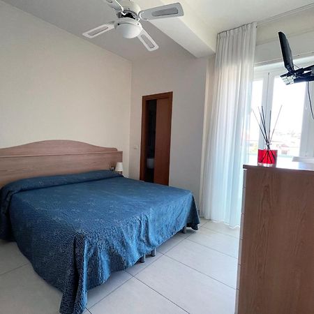 Hotel Majestic Senigallia Esterno foto