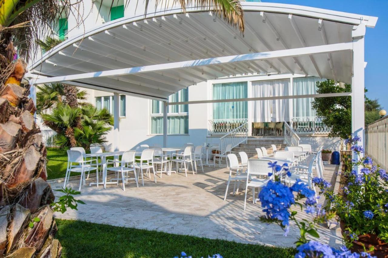 Hotel Majestic Senigallia Esterno foto