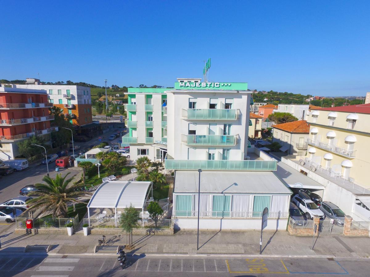 Hotel Majestic Senigallia Esterno foto
